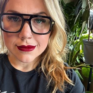 Meet your Posher, Catherine